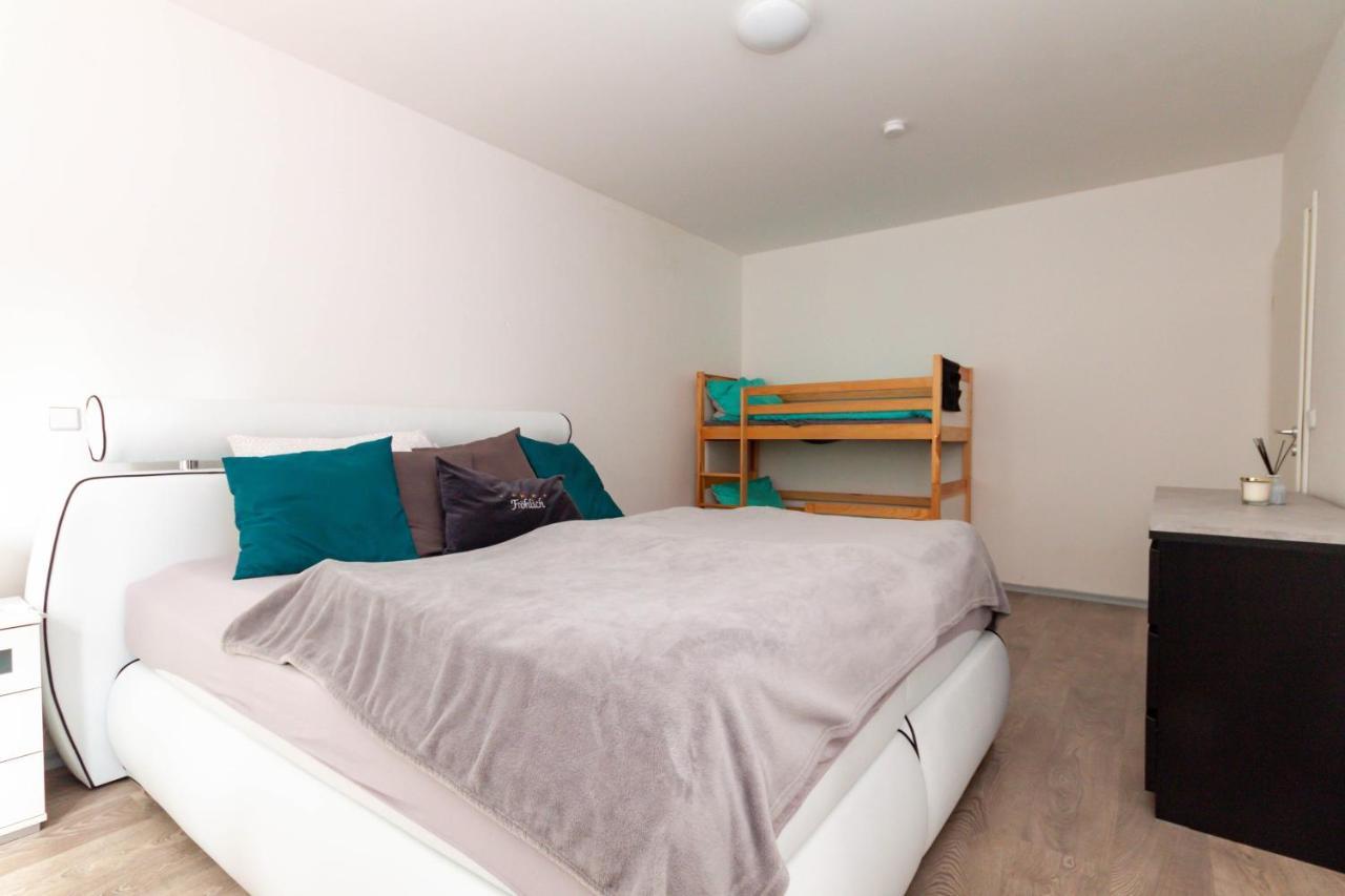Ferienwohnung Zschopau Fuer Sie Vollausgestattet Mit Boxspringbett Netflix Uvm Bagian luar foto