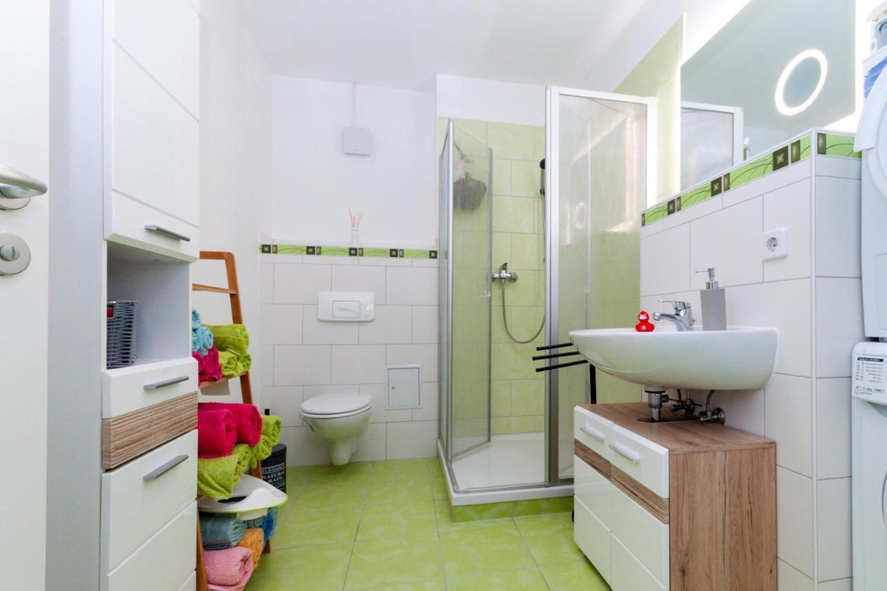 Ferienwohnung Zschopau Fuer Sie Vollausgestattet Mit Boxspringbett Netflix Uvm Bagian luar foto